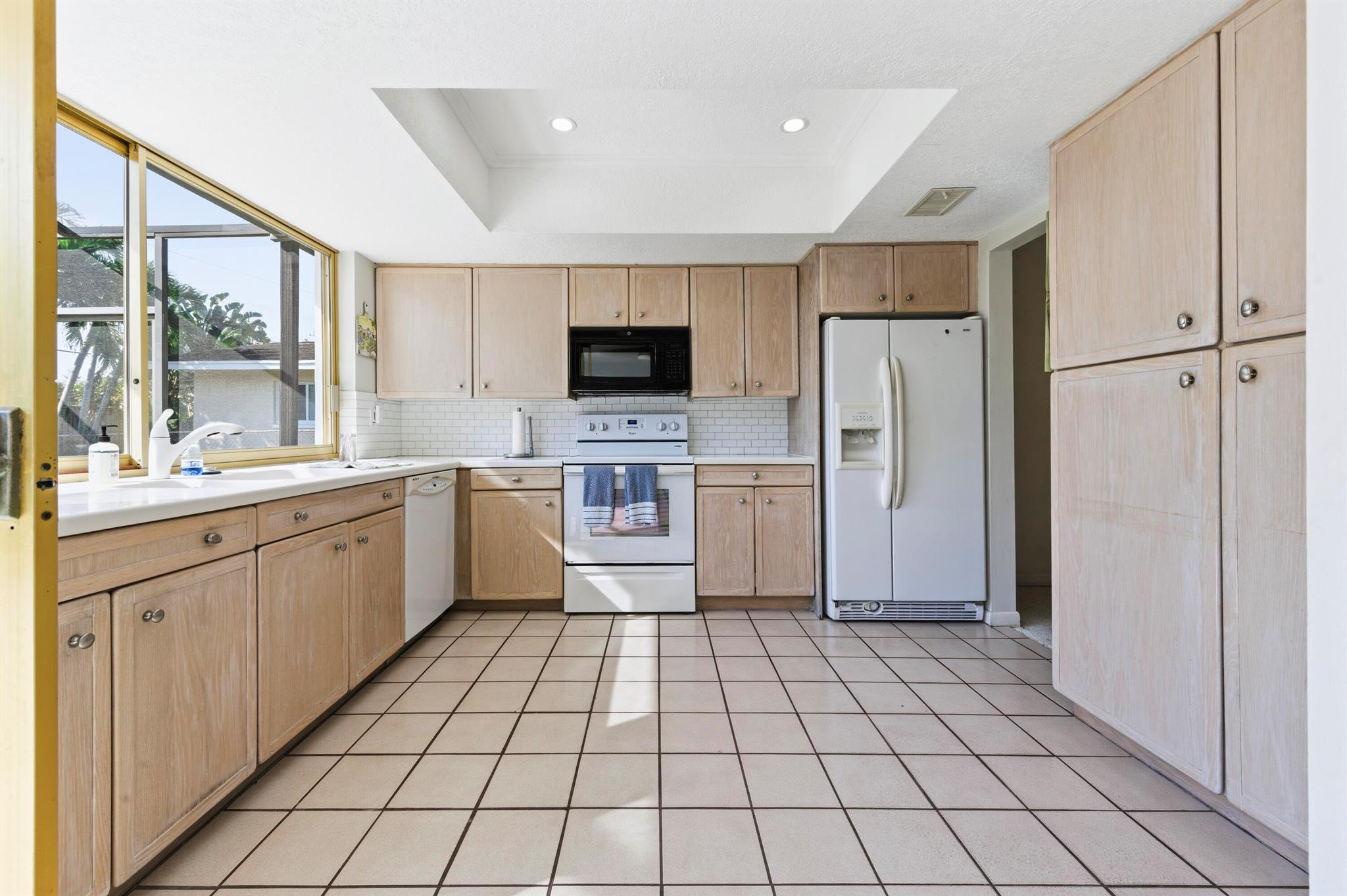 PALM BEACH GARDENS 3 - Residential