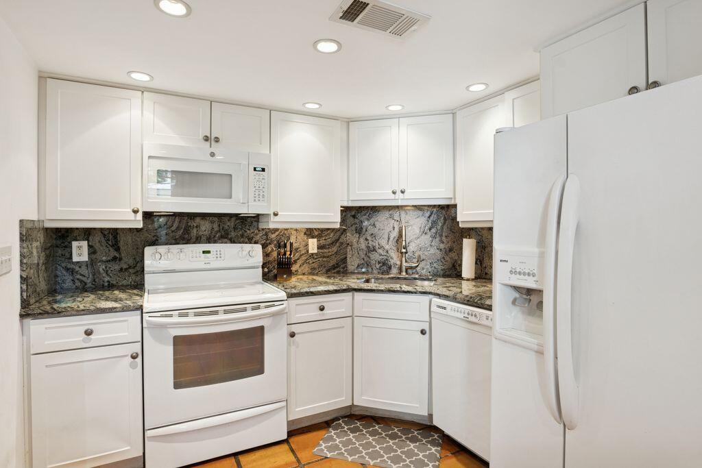 HARBOURSIDE - Residential