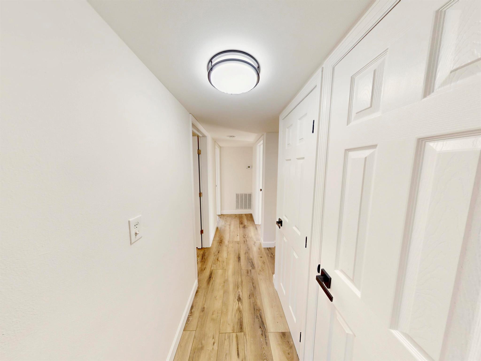 WHISPERING PALMS UNIT 4 - Residential