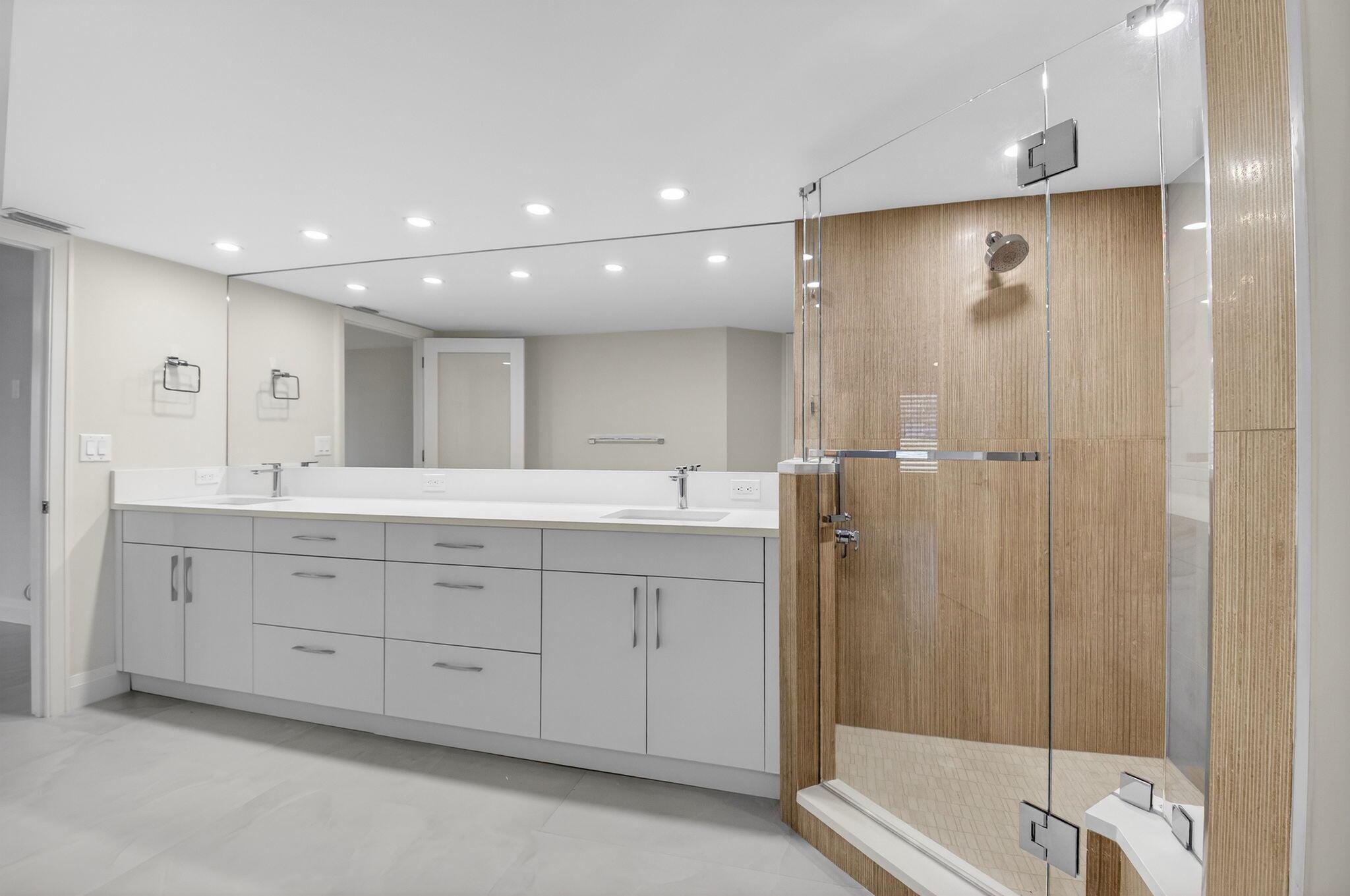 GLENEAGLES CONDO IV - Residential