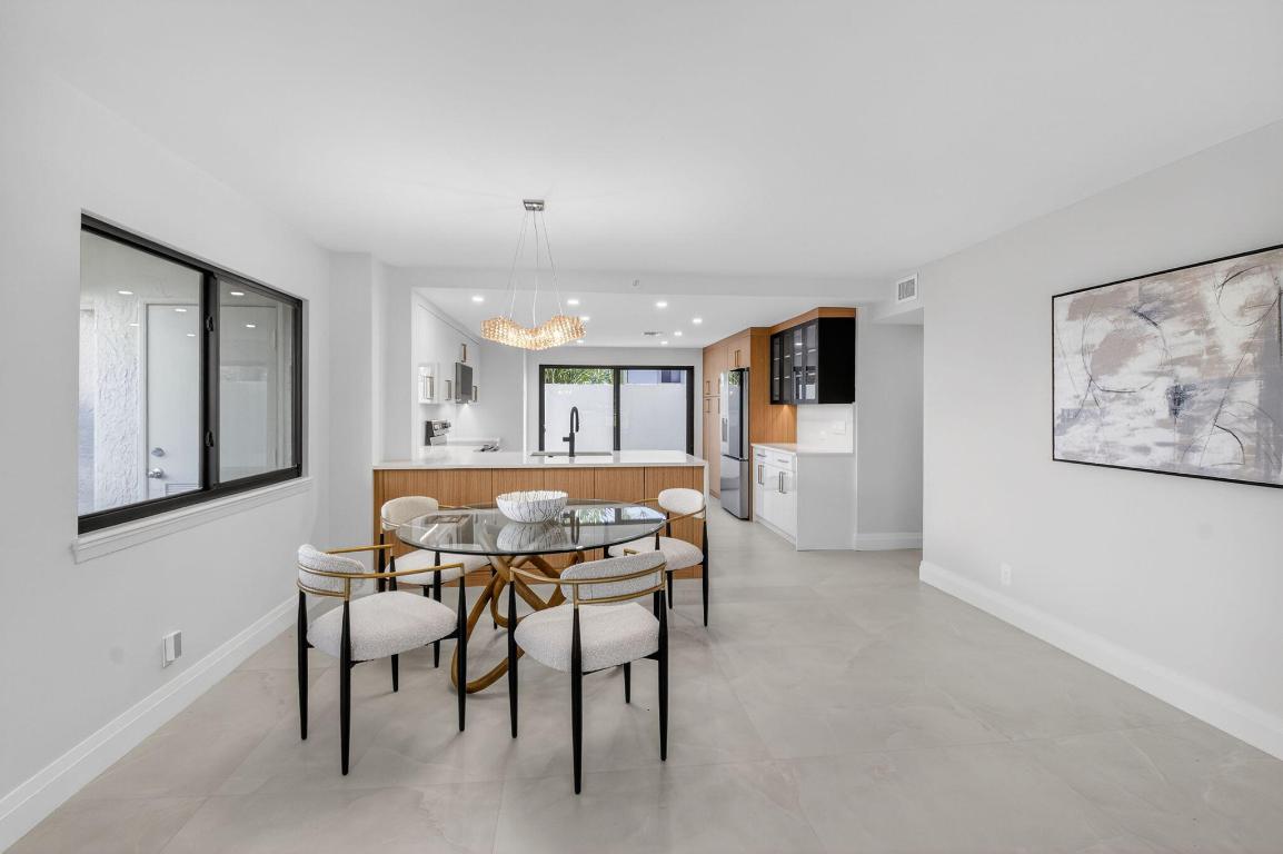 GLENEAGLES CONDO IV - Residential