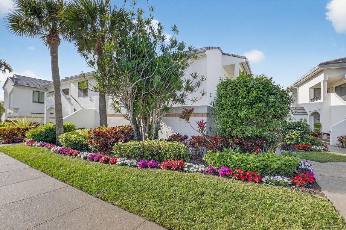 GLENEAGLES CONDO IV - Residential