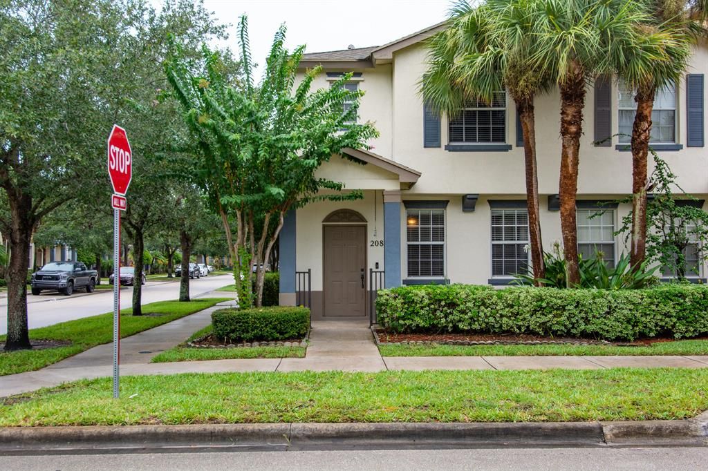 Photo of 2085 SE Fern Park Drive, Port Saint Lucie, FL 34952 (MLS # R10804759)