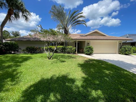 18402 Lake Bend Drive Jupiter FL 33458
