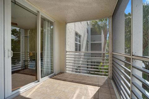 Condominium in Davie FL 9420 Poinciana Pl Pl 29.jpg