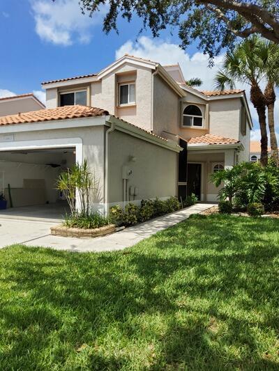 Location, Location, Location! Well maintained, 3 bedroom, 2 1/2 bath, end unit, townhome in beautiful, quiet, gated community. Full size loft, great for an office, updated kitchen, new carpet, garden view and 2 car garage. Enjoy the many Mission Bay Amenities: beautiful free-form salt water pool, jacuzzi, modern fitness center, gazebo for monthly community events.*Gazebo may be rented for private events. Convenient to ALL shopping, beautiful Town Center Mall, restaurants and beaches. Located between Ft Lauderdale International Airportand Palm Beach International Airport.