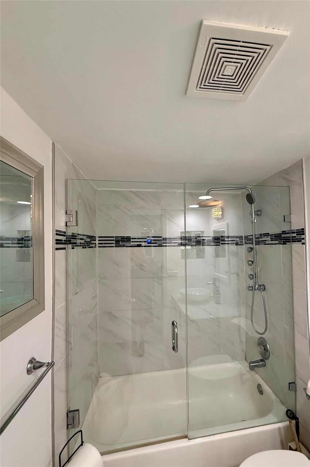 Pompano Beach Club North - Residential Lease