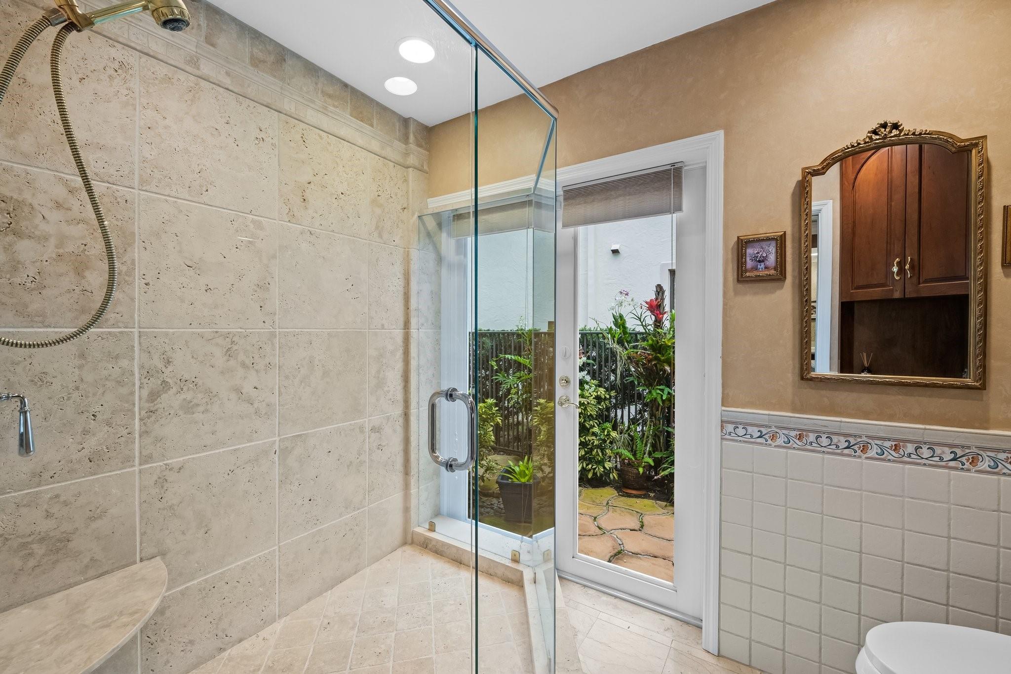 Coral Ridge Country Club - Residential