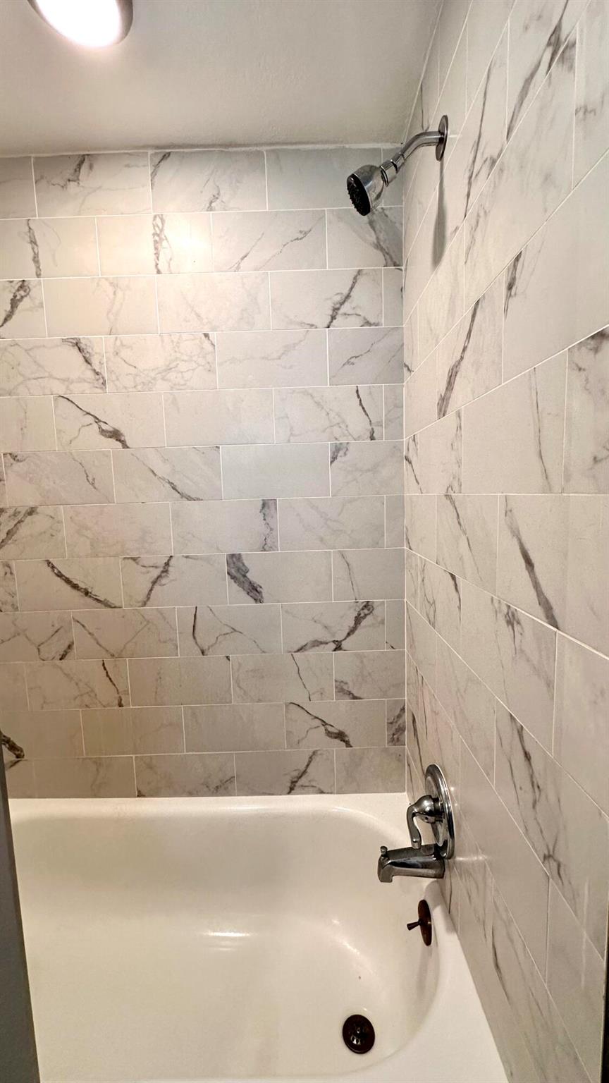 GREENACRES 2 - Residential Lease