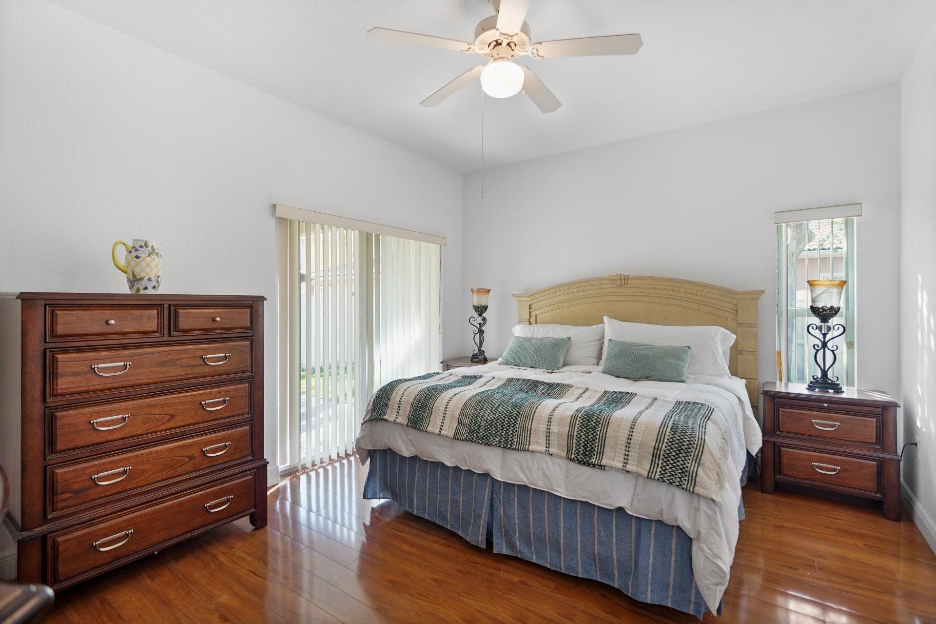 Pod 12 At Monarch Lakes 1 - Residential