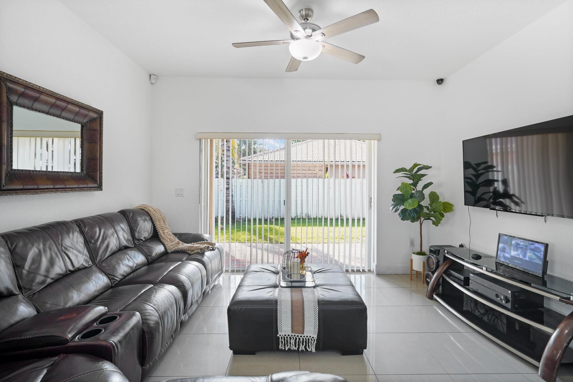 Pod 12 At Monarch Lakes 1 - Residential