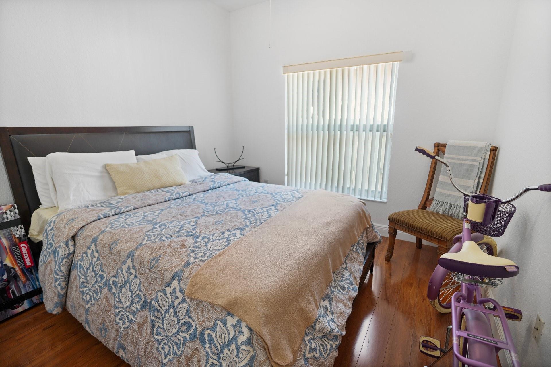 Pod 12 At Monarch Lakes 1 - Residential