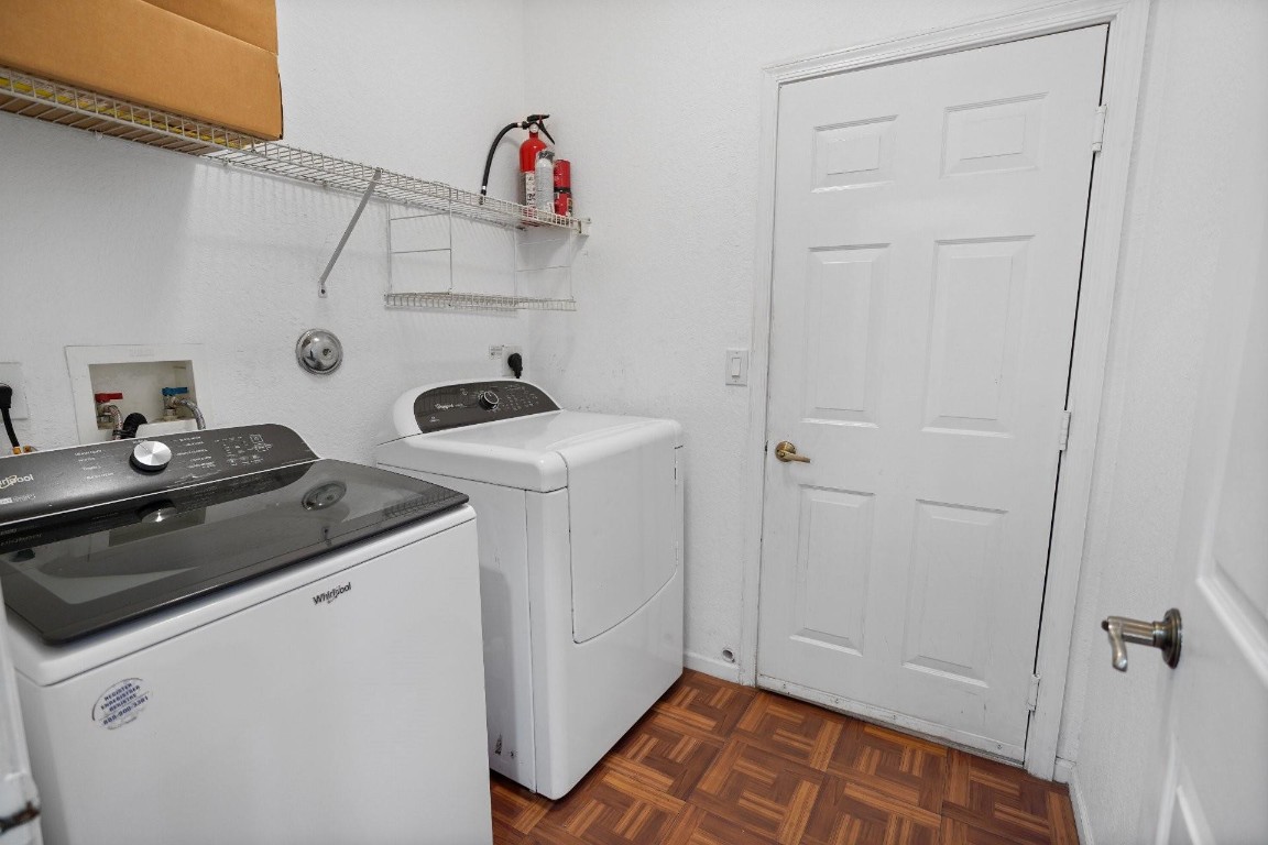 Pod 12 At Monarch Lakes 1 - Residential