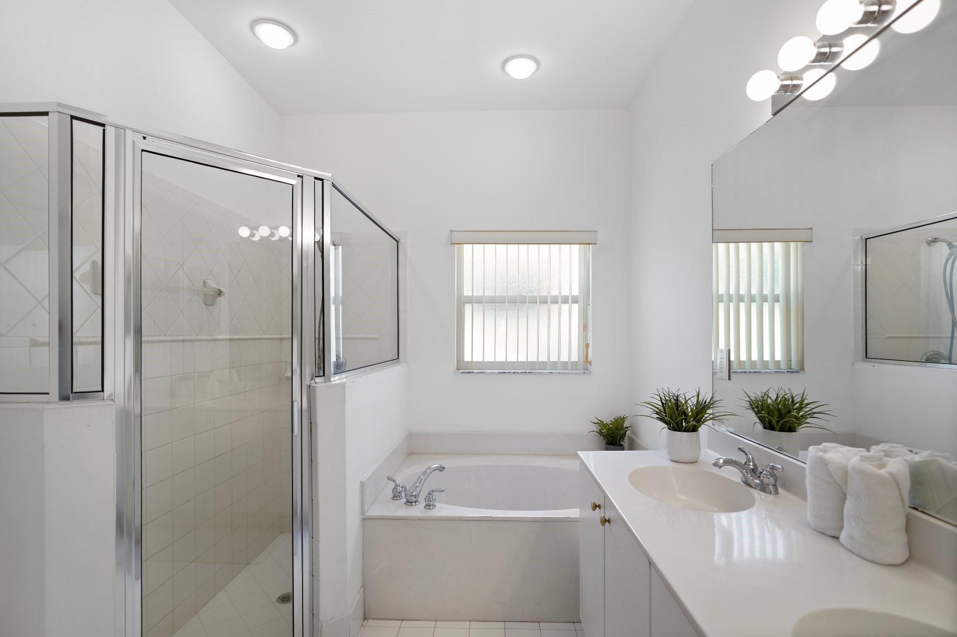 Pod 12 At Monarch Lakes 1 - Residential