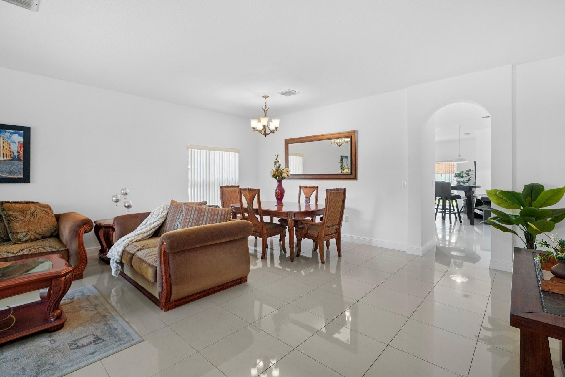 Pod 12 At Monarch Lakes 1 - Residential