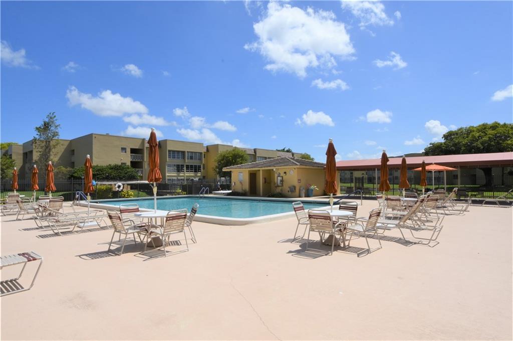 BERMUDA CLUB - Residential