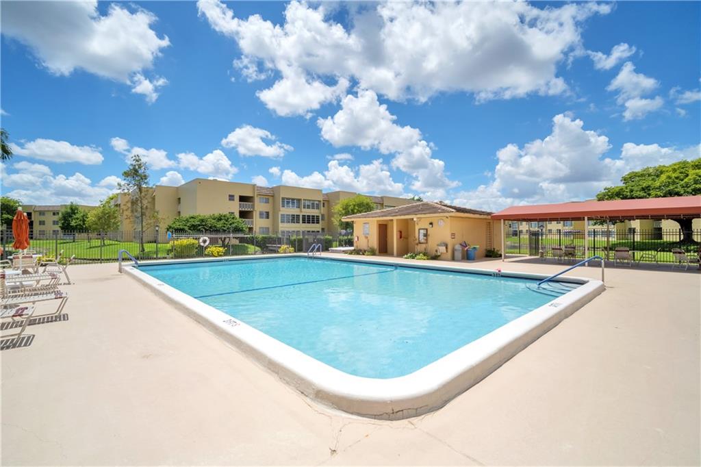 BERMUDA CLUB - Residential