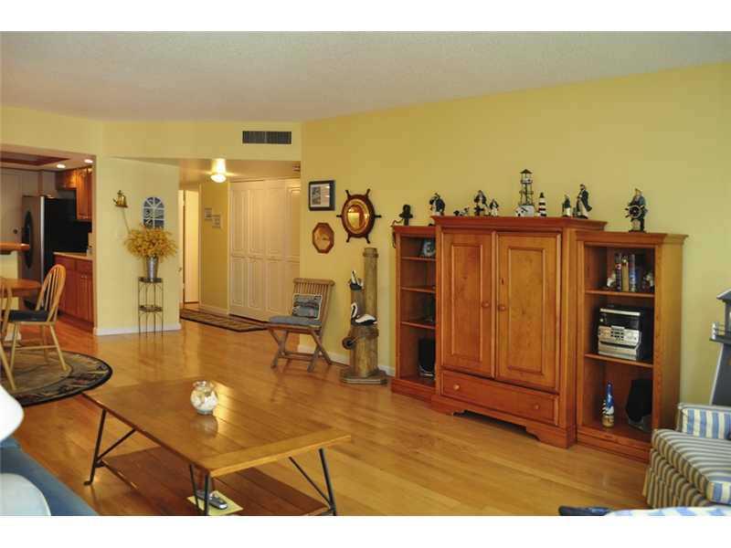 Riviera - Residential