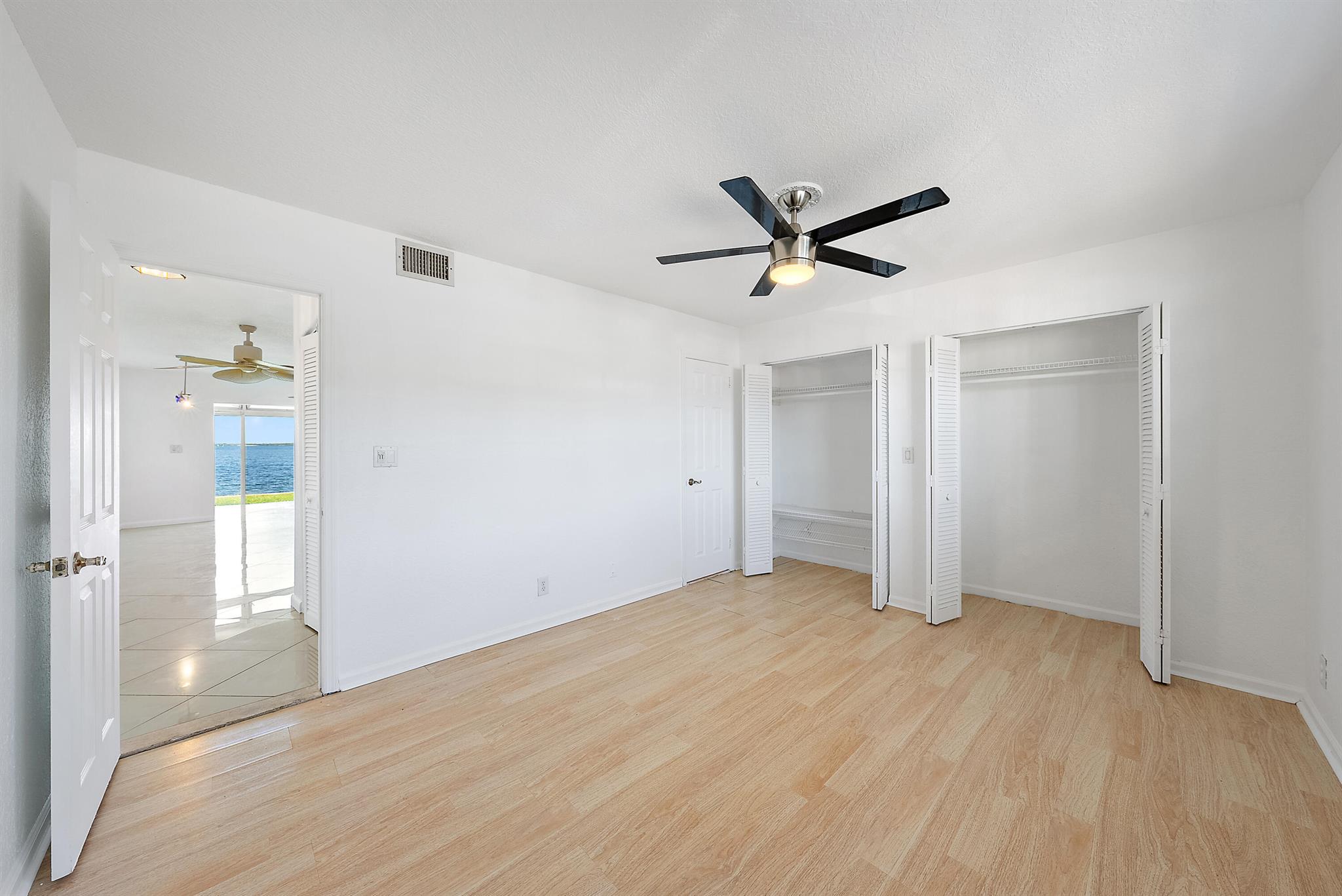 Dolphin Point - Residential
