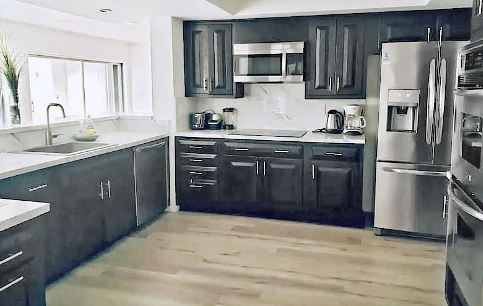 SUNRISE KEY - Residential Lease