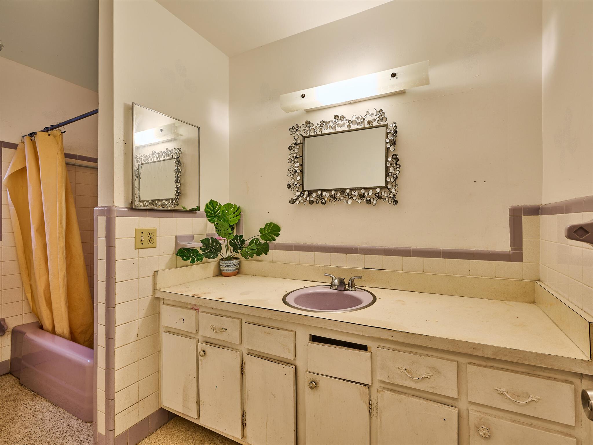 LAKE WORTH TOWN OF - Residential