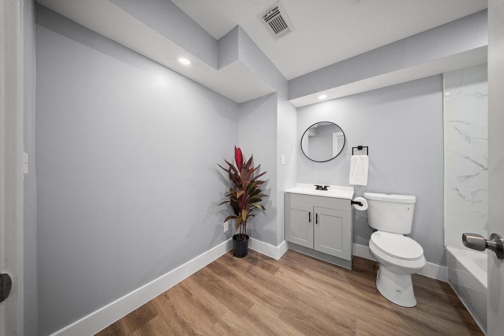 Photo of 213 Osceola Avenue, Fort Pierce, FL 34982 (MLS # R11129606)