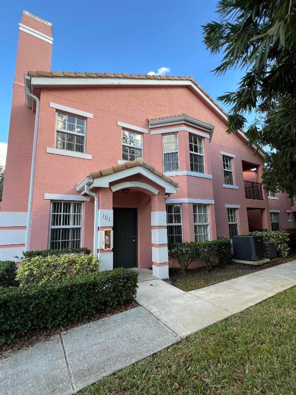 THE BELMONT AT ST LUCIE WEST, A CONDOMINIUM - Residential