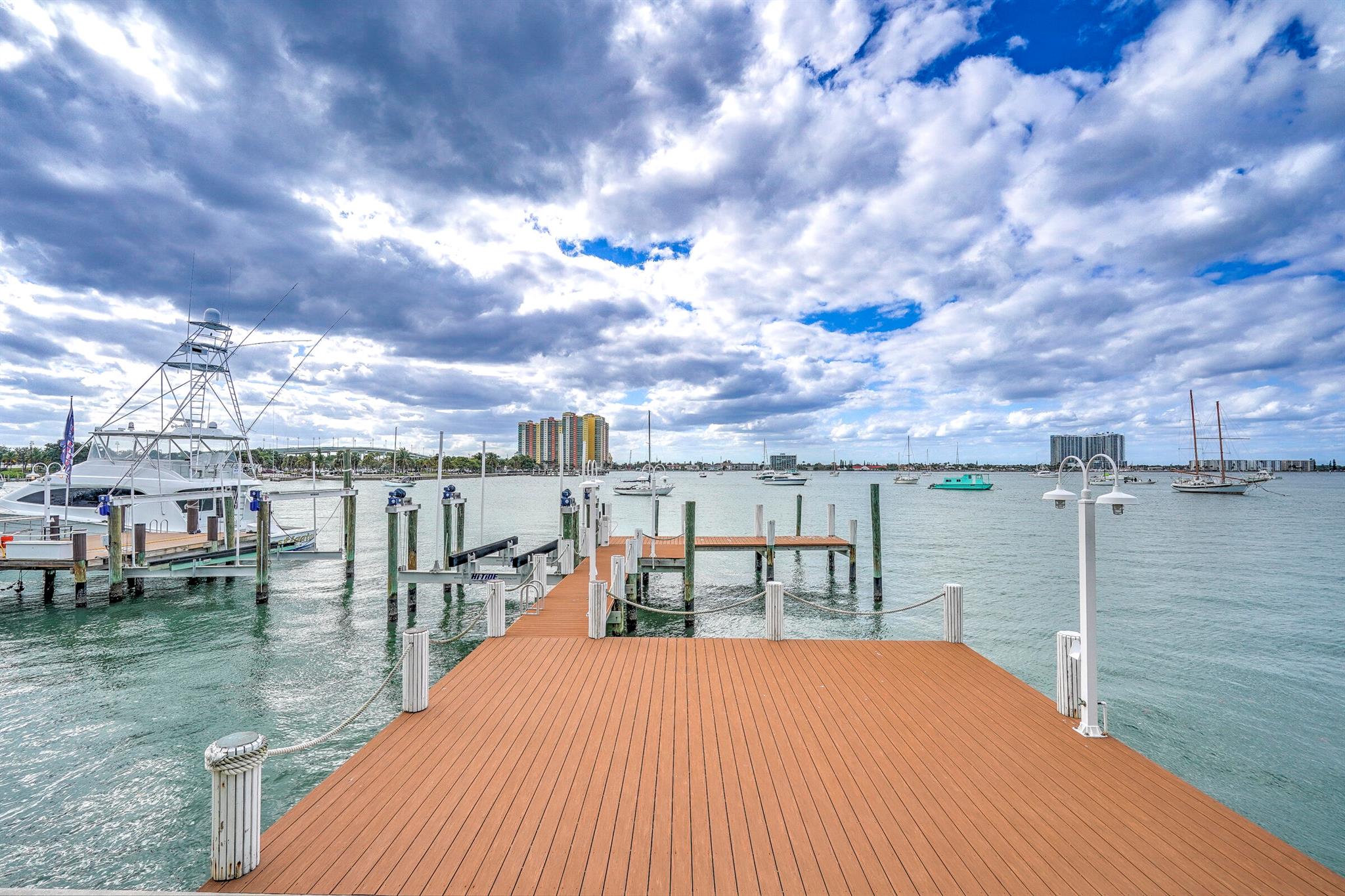 SOPHIA SENECA ESTATES - Residential