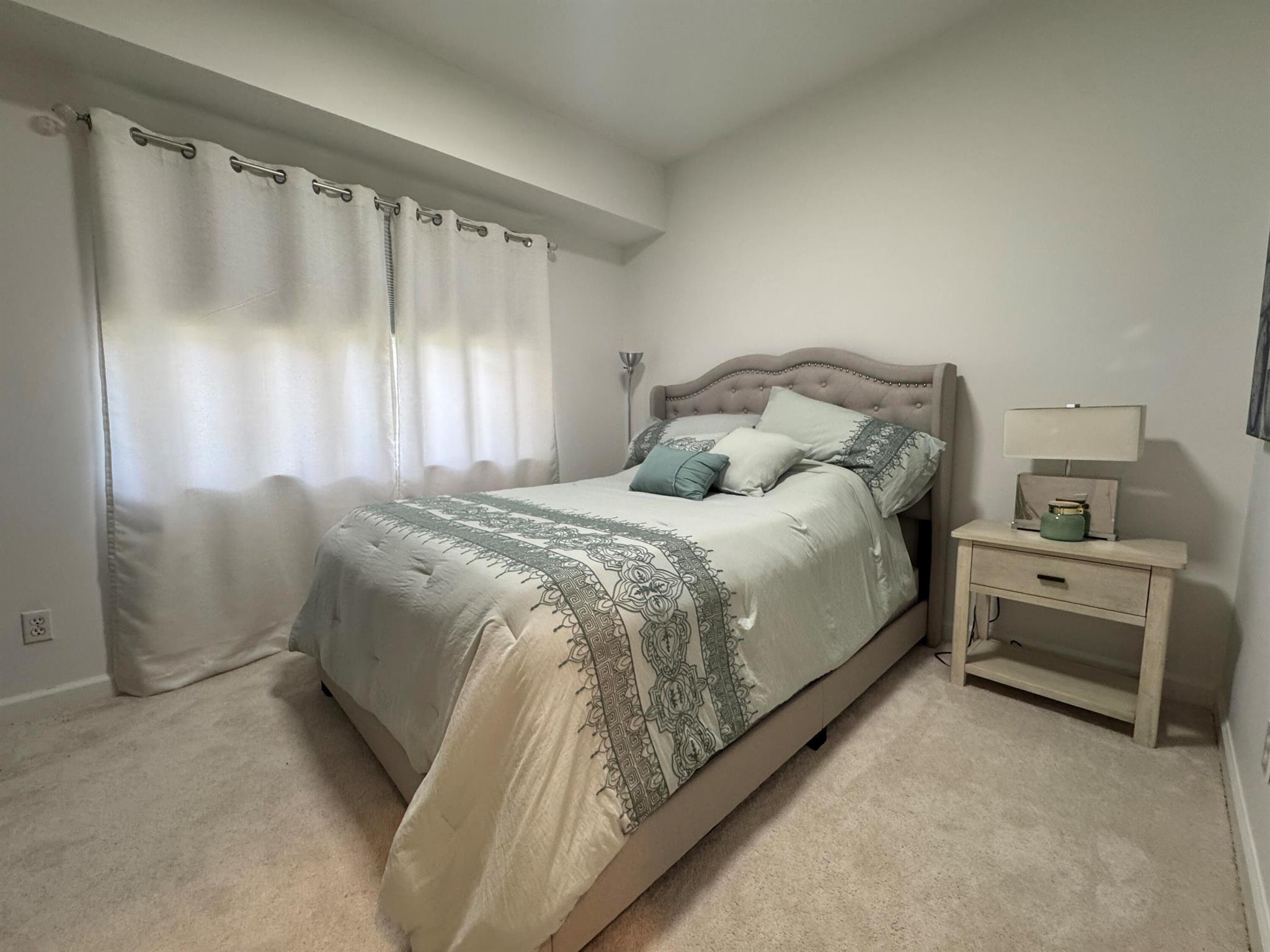 ABERDEEN 9 - Residential Lease