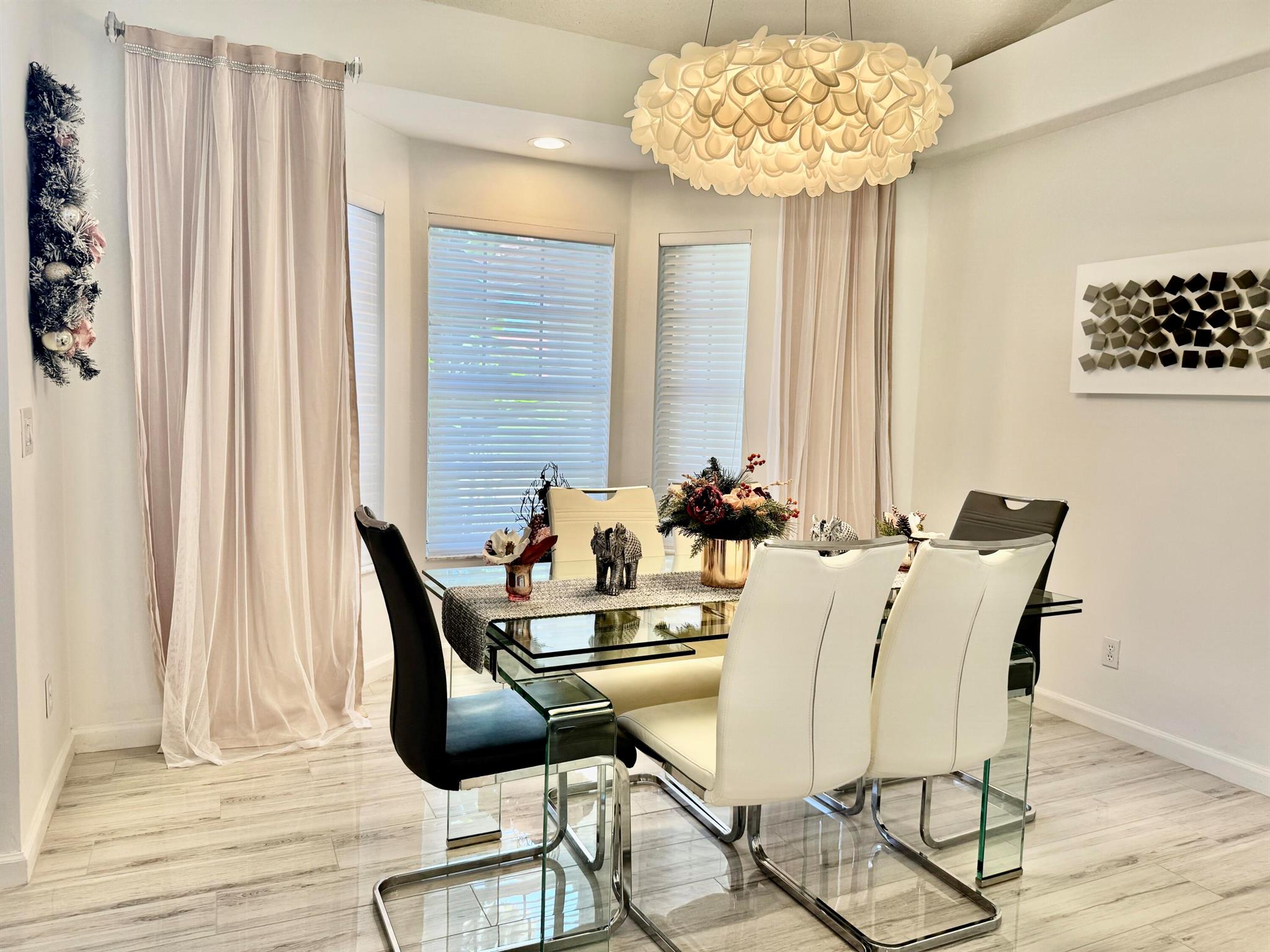 ABERDEEN 9 - Residential Lease