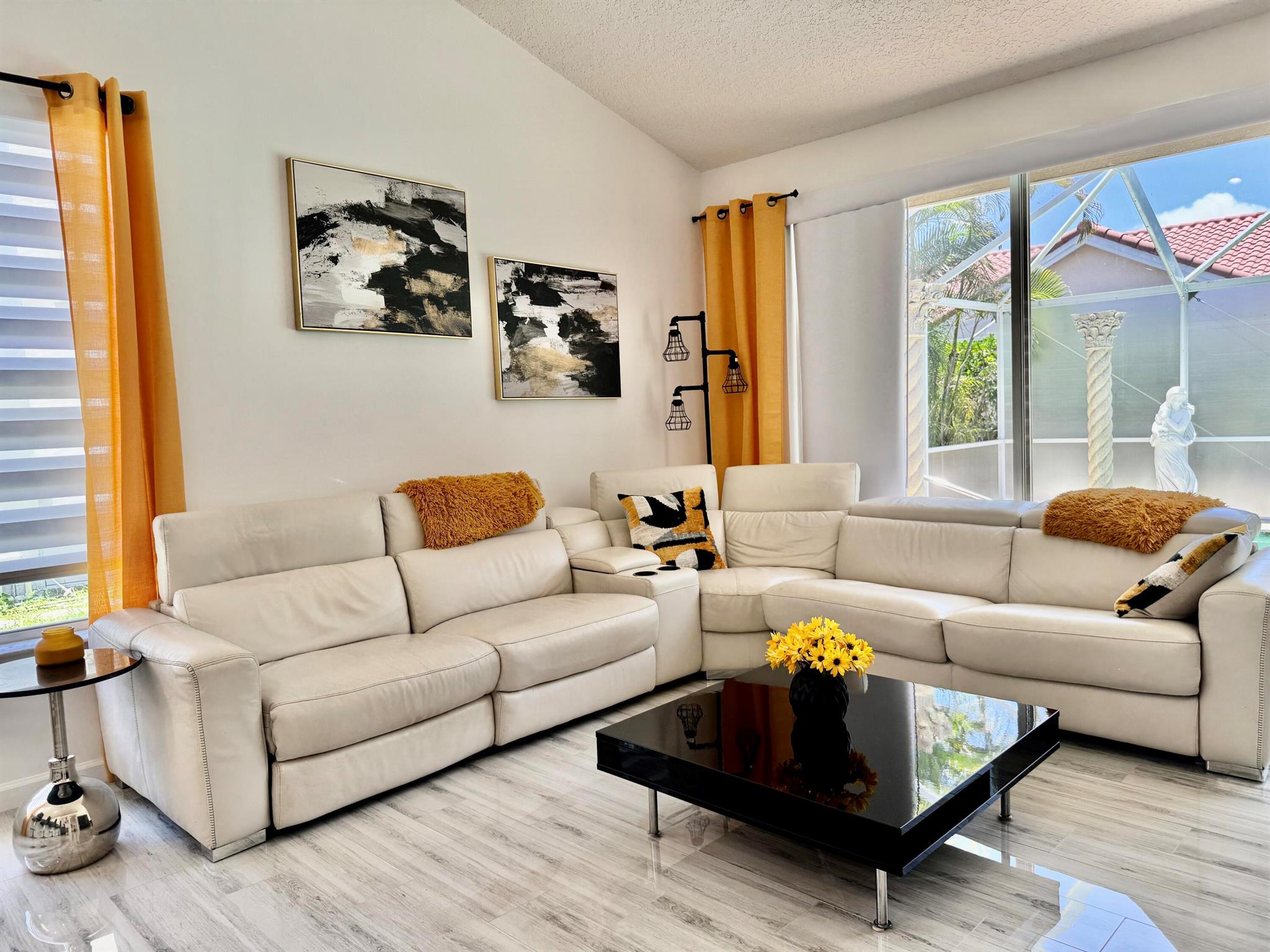 ABERDEEN 9 - Residential Lease