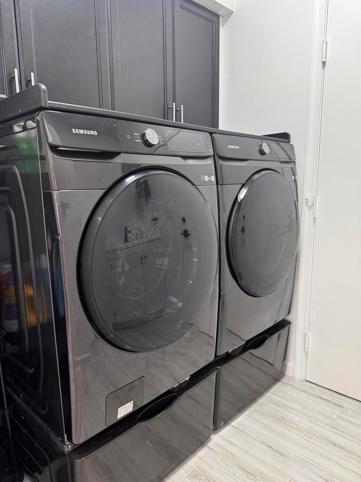 ABERDEEN 9 - Residential Lease