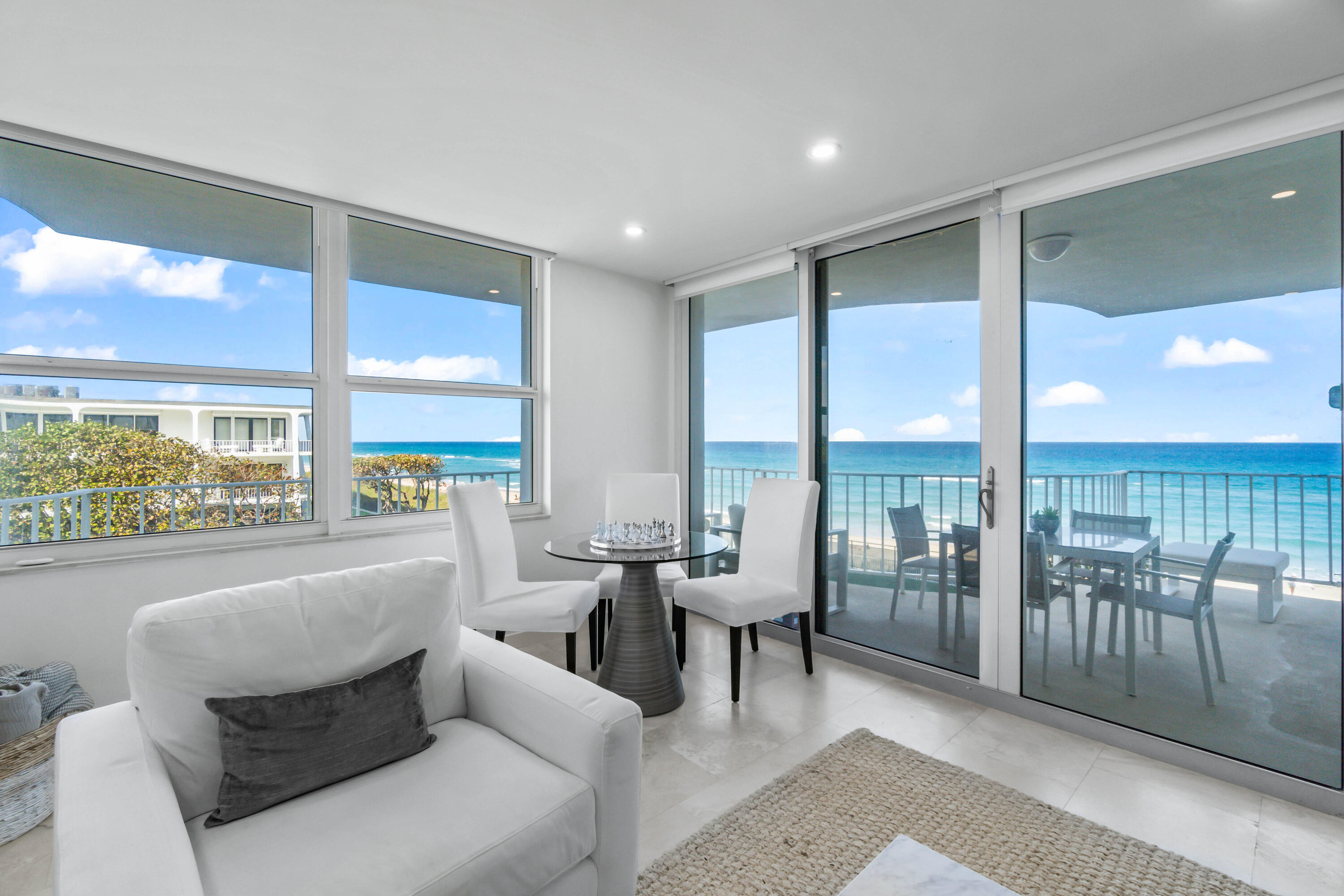 2295 S Ocean Boulevard 425