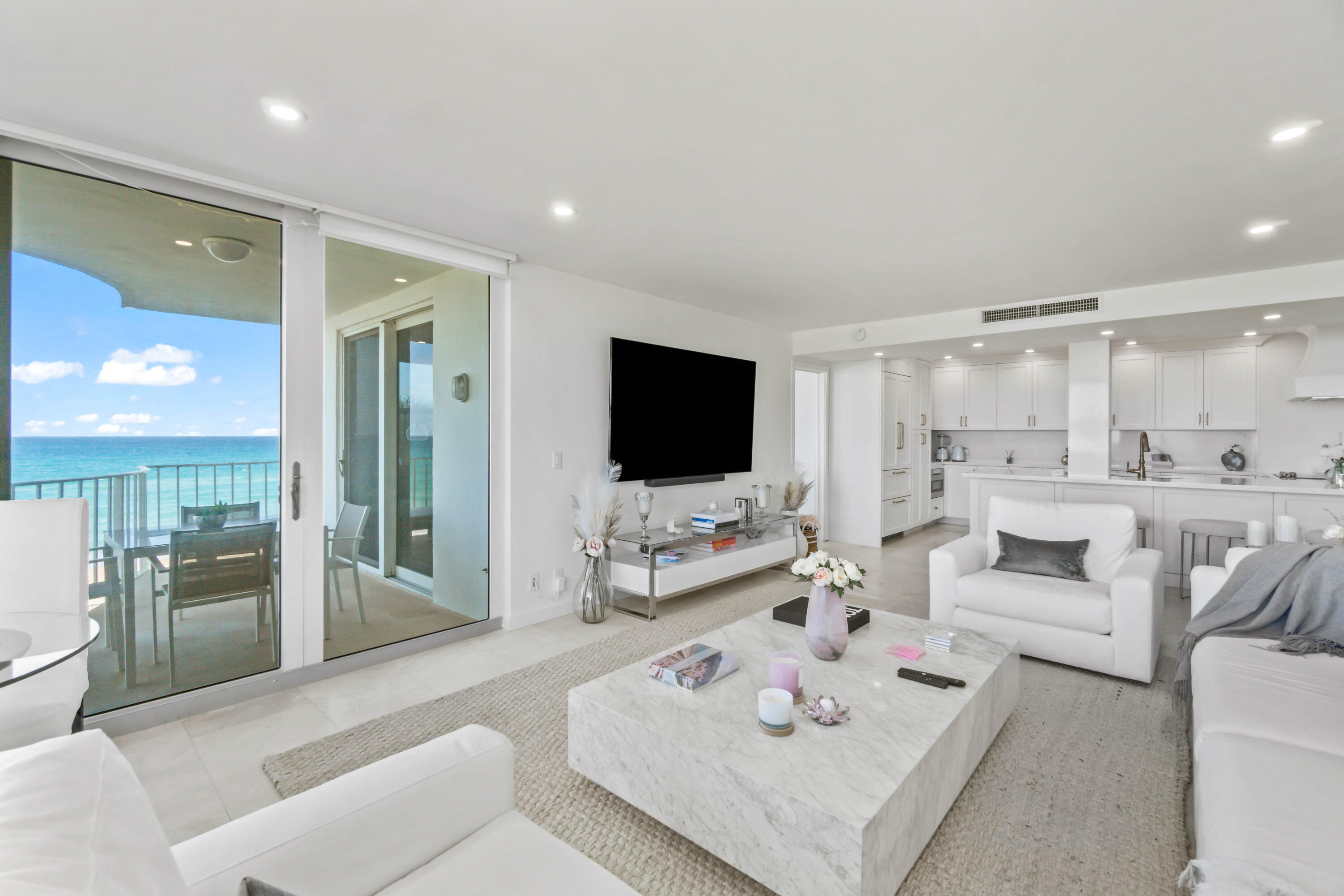 2295 S Ocean Boulevard 425