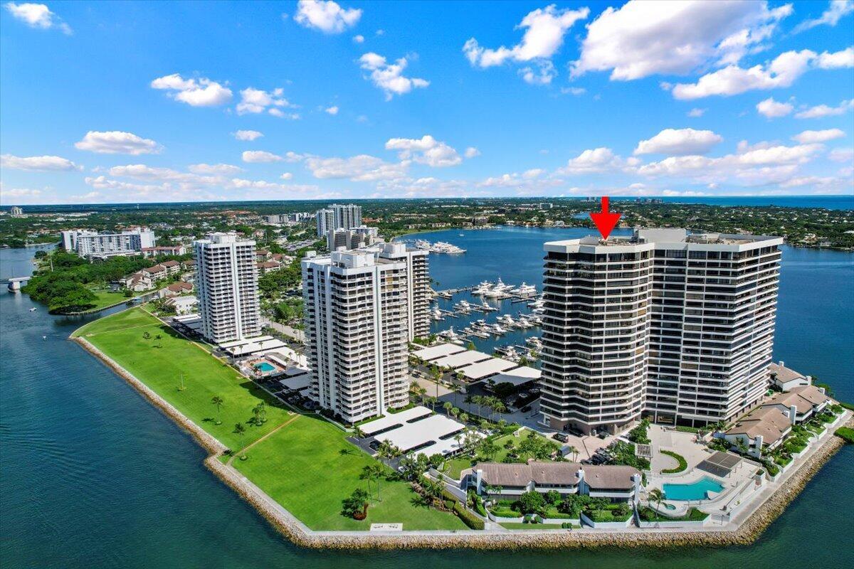 OLD PORT COVE LAKE POINT - Residential