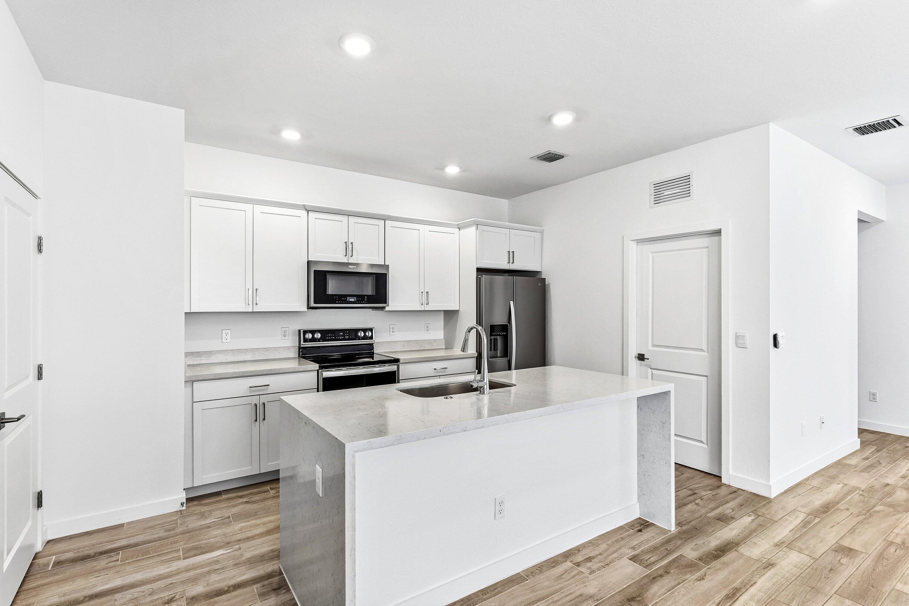 RESERVE AT JUPITER - Residential Lease