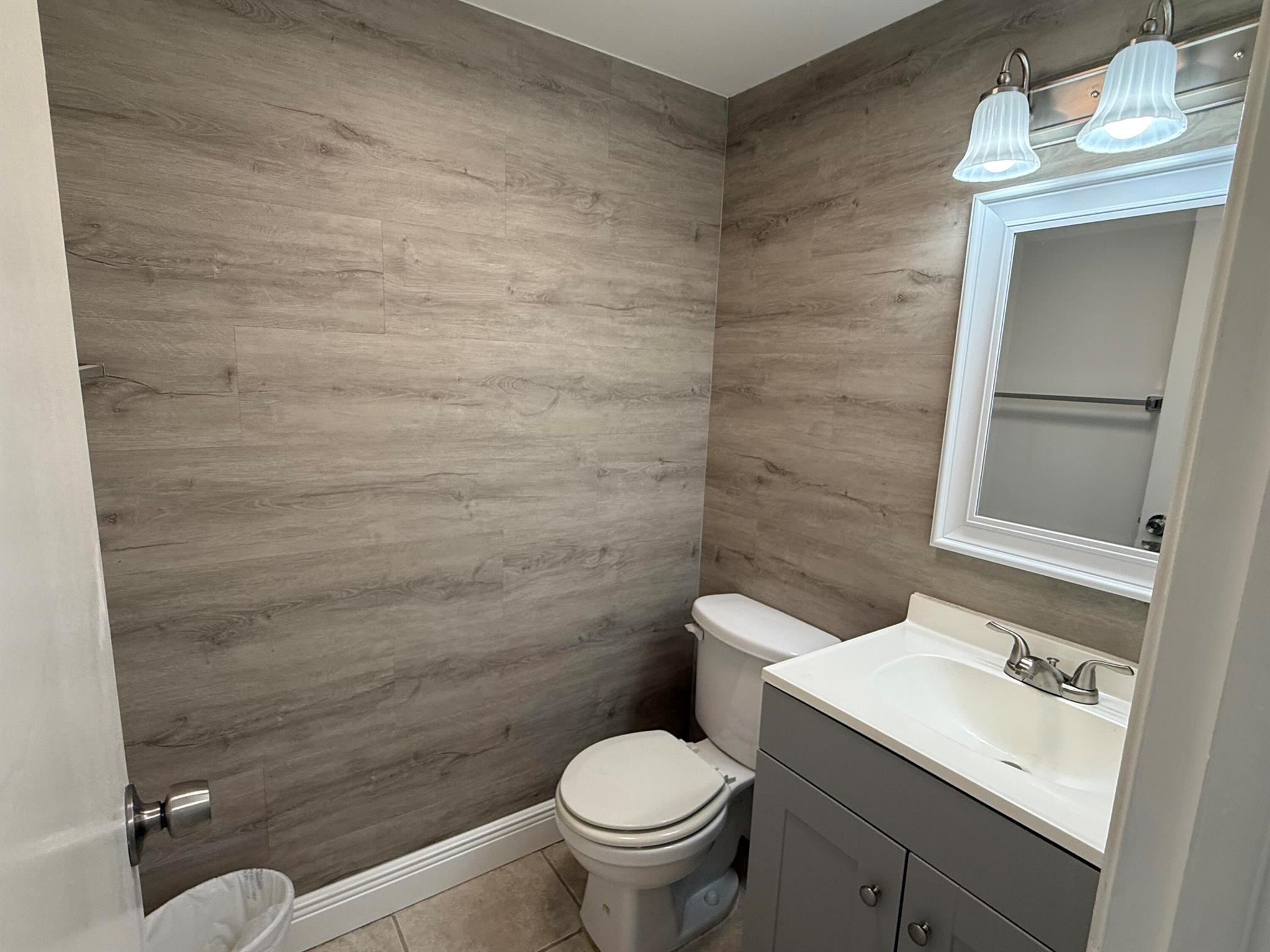 REGAL PALMS MAYFAIR CONDO - Residential