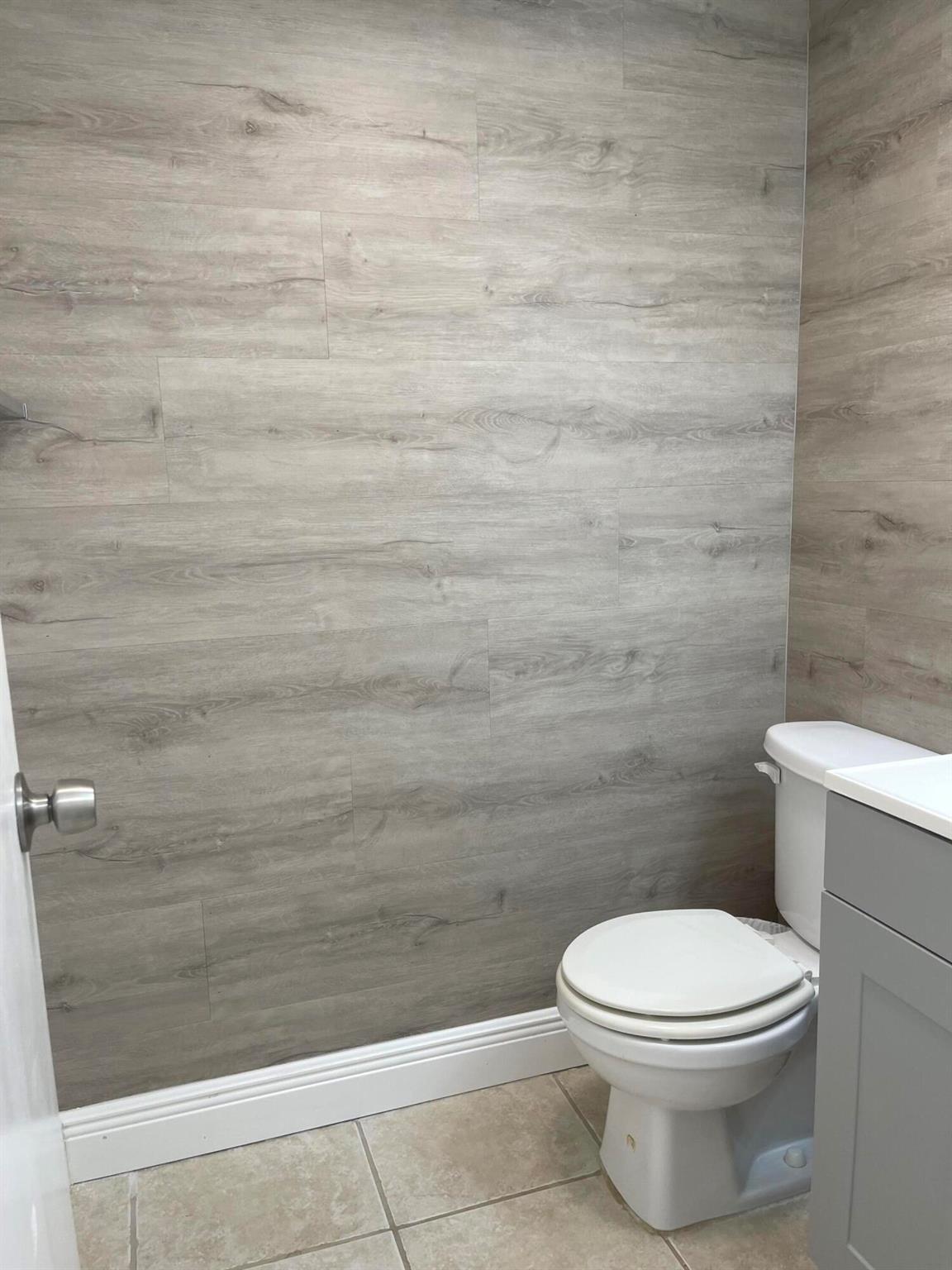 REGAL PALMS MAYFAIR CONDO - Residential