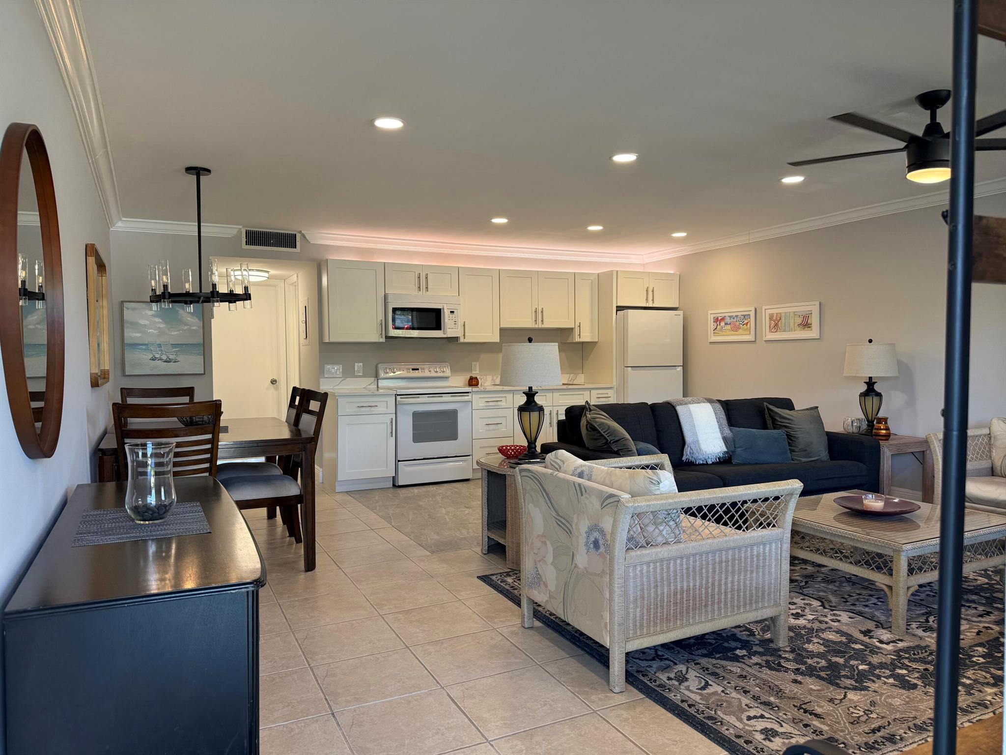 REGAL PALMS MAYFAIR CONDO - Residential