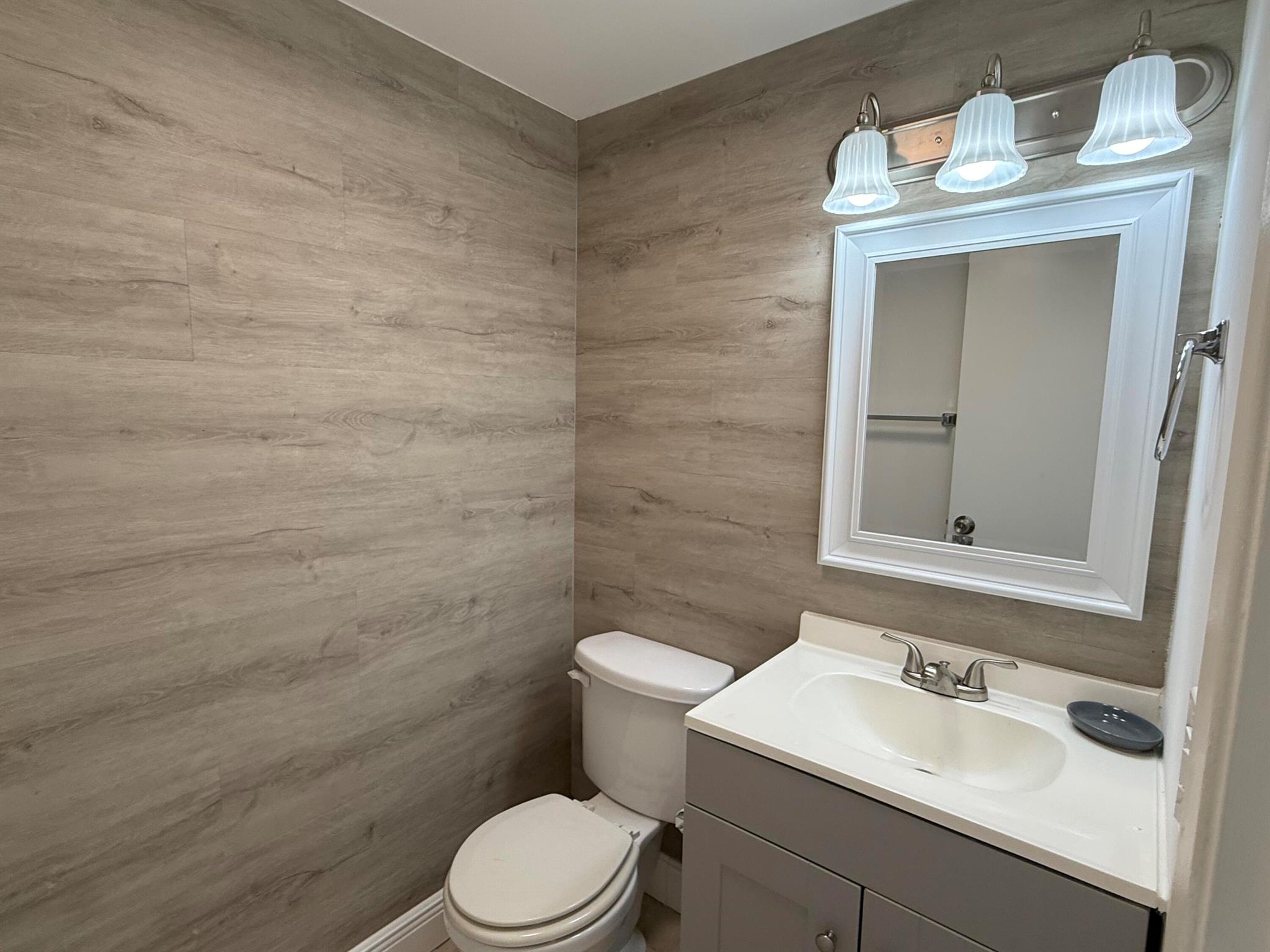 REGAL PALMS MAYFAIR CONDO - Residential