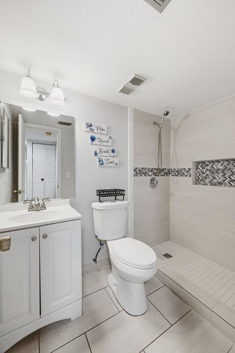 Tiny photo for 7142 Golf Colony Court #102, Lake Worth, FL 33467 (MLS # R11163424)