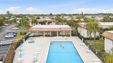 Tiny photo for 7142 Golf Colony Court #102, Lake Worth, FL 33467 (MLS # R11163424)