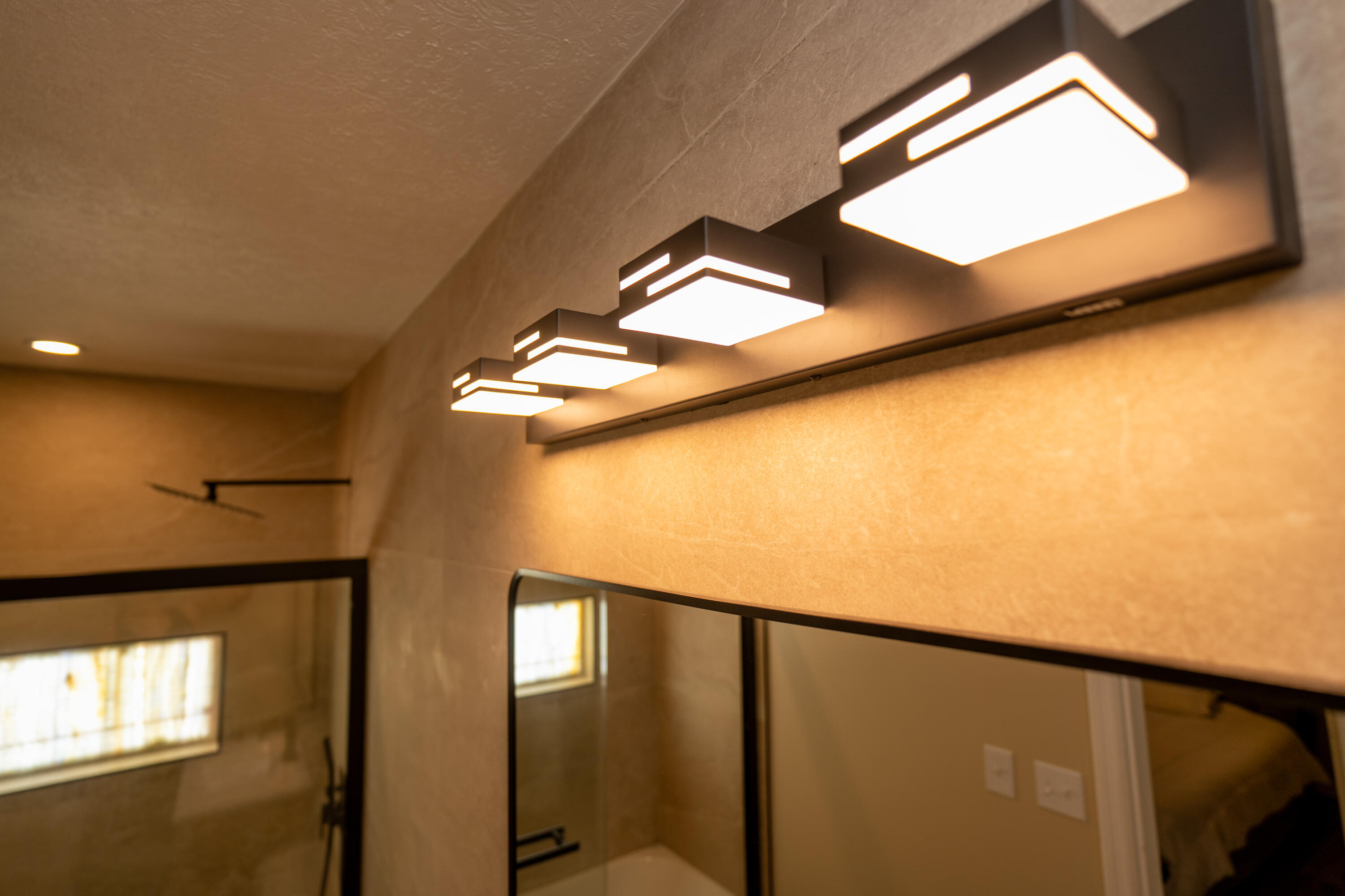 LINCOLN PARK - Residential