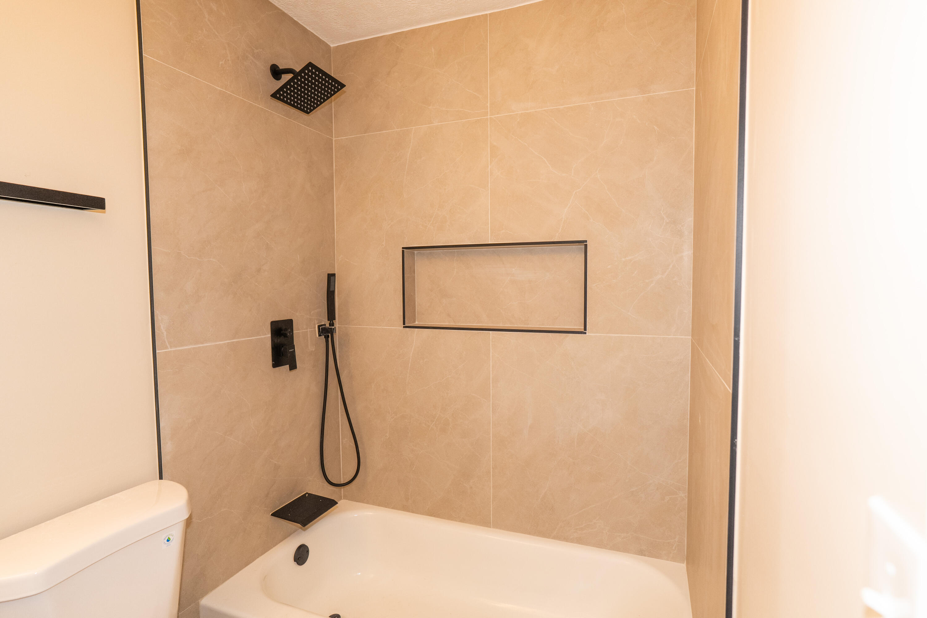 LINCOLN PARK - Residential