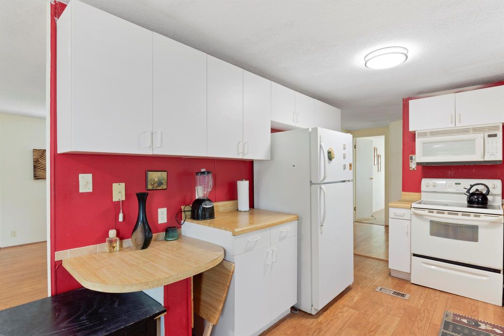 Photo of 9 La Costa Lane, Port Saint Lucie, FL 34952 (MLS # R10970065)