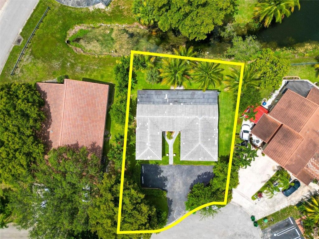 Photo of 10361 NW 36th Street, Coral Springs, FL 33065 (MLS # F10509757)