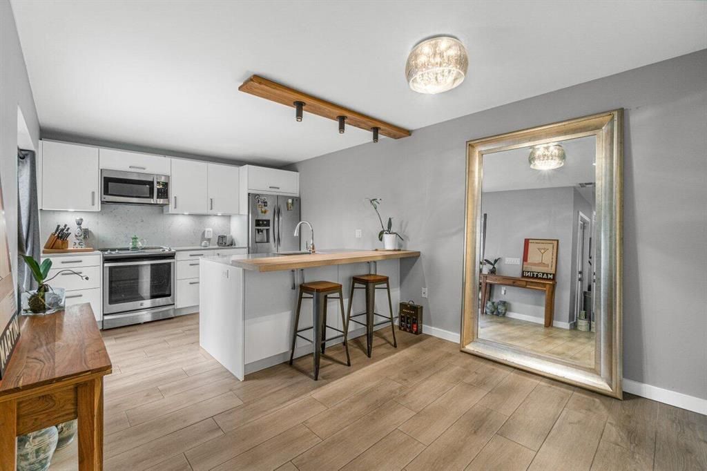 Photo of 110 Live Oak Lane #110, Boynton Beach, FL 33436 (MLS # R10872789)