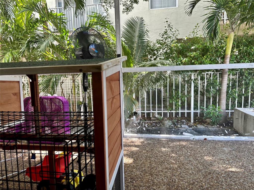 Coach house East & West - Residential