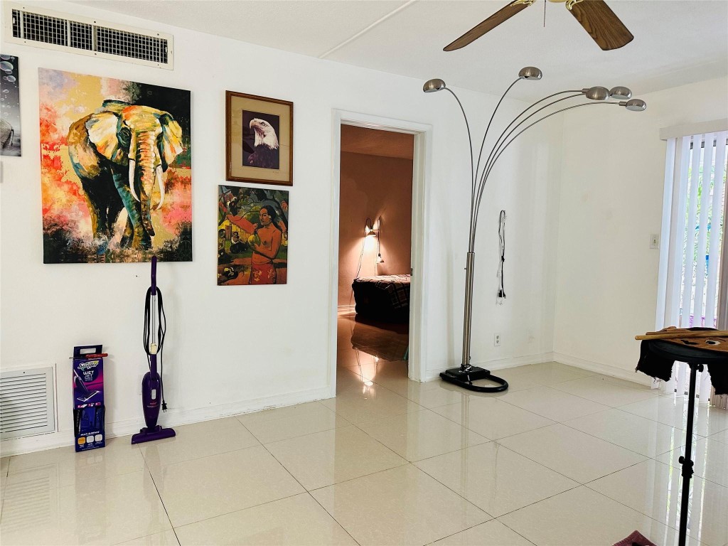 Coach house East & West - Residential