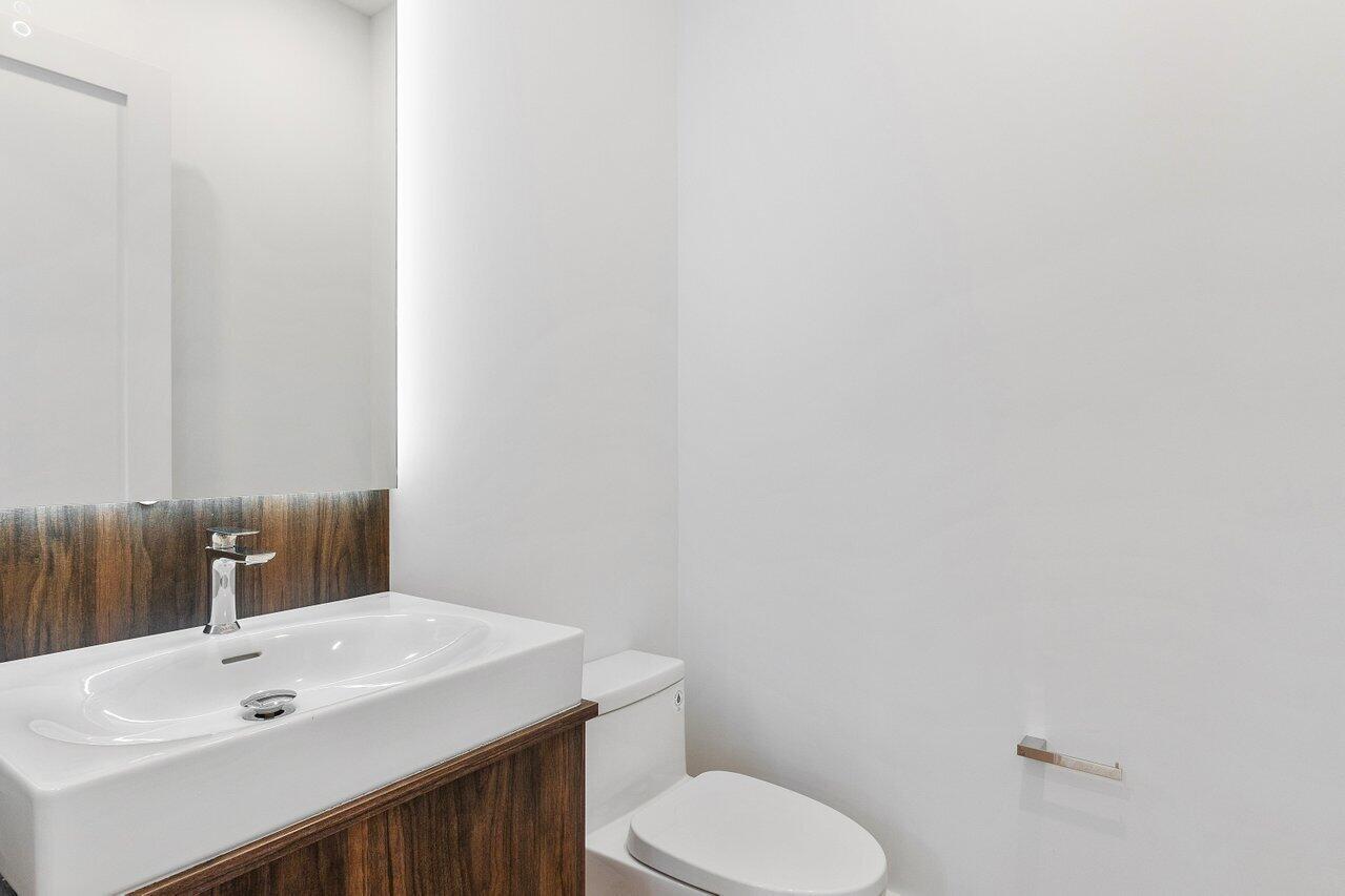 LAKE IDA MANOR ADD 1 - Residential